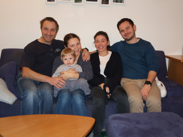 Ich, Nils, Sabine, Daniela und Sebastian in unserer Wohnung