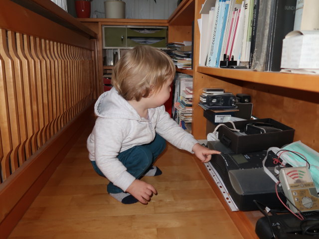 Nils im Haus meiner Eltern