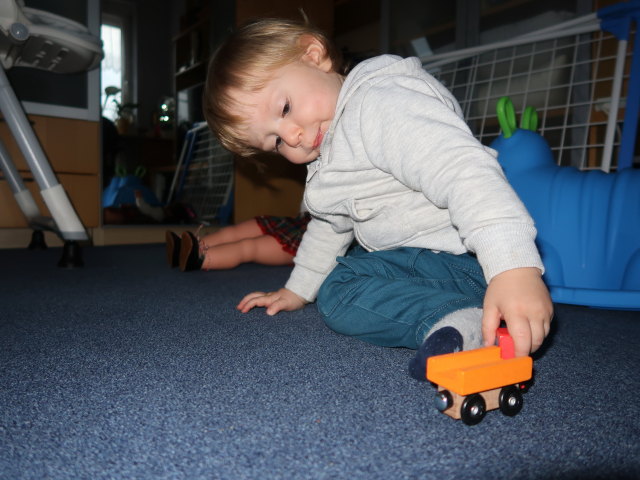 Nils im Haus meiner Eltern