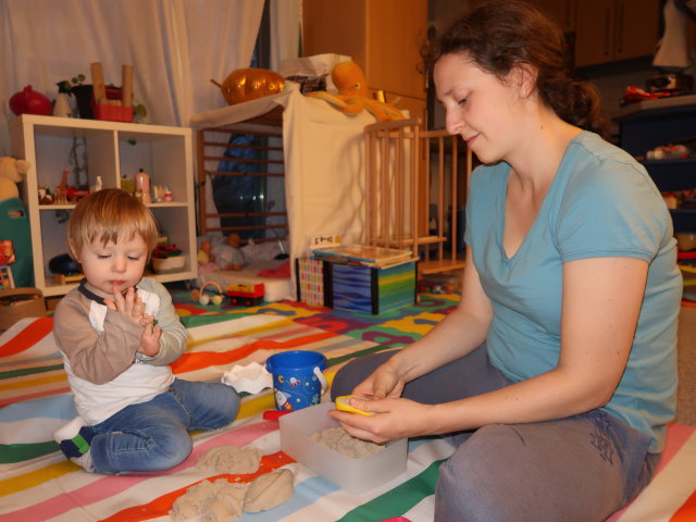 Nils und Sabine in unserer Wohnung