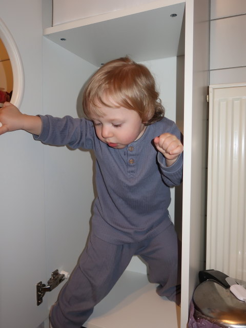 Nils in unserer Wohnung