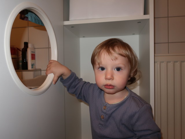 Nils in unserer Wohnung