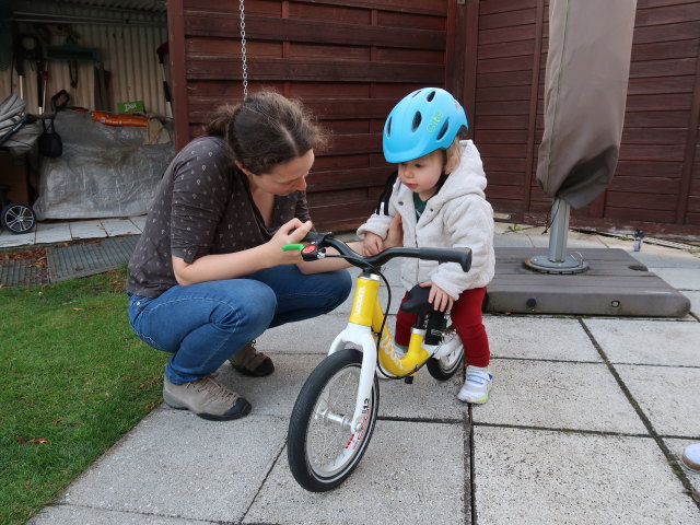 Sabine und Nils im Garten meiner Eltern (25. März)