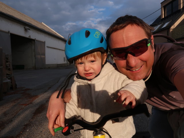 Nils und ich in der Alten Straße (26. März)