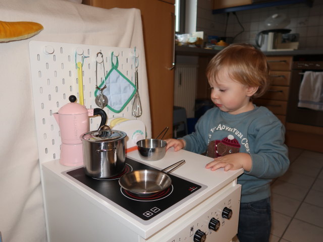 Nils in unserer Wohnung