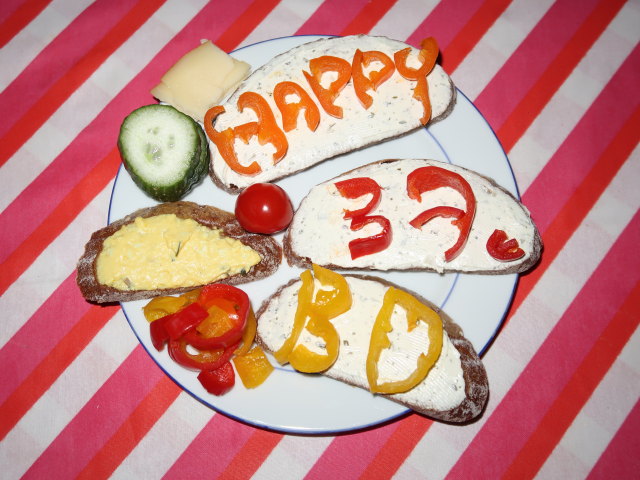 in unserer Wohnung (4. März)