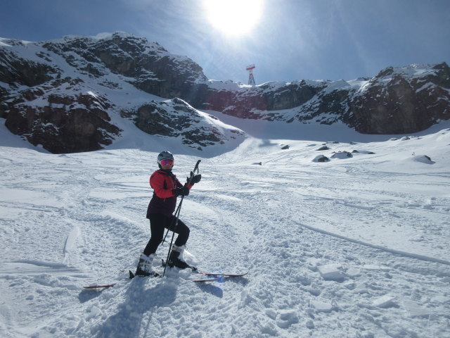 Melanie neben der Abfahrt Grünsee