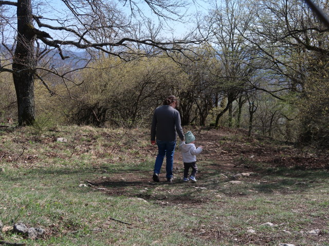 Sabine und Nils zwischen Köhlerhausruine und Ruine Johannstein