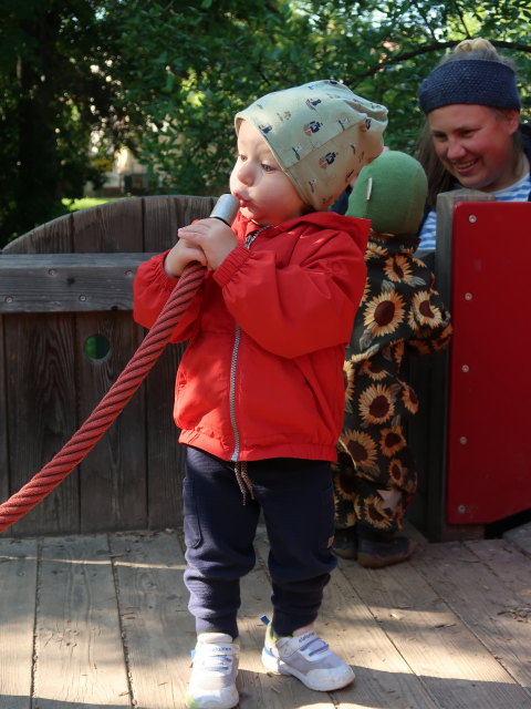 Nils am Erlebnisspielplatz Schlosspark Wolkersdorf