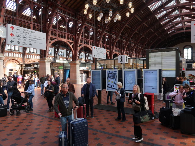 Københavns Hovedbanegård, 3 m (17. Mai)