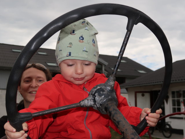 Sabine und Nils im Oplevelsescenter Nyvang in Holbæk (17. Mai)