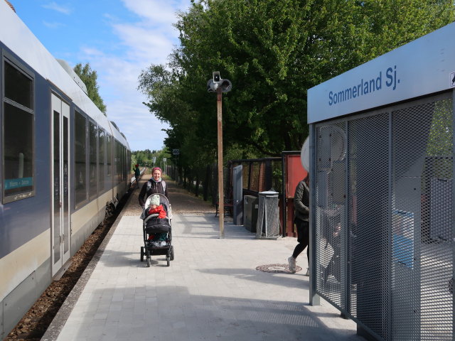 Sabine und Nils in der Sommerland Sjælland Station (18. Mai)