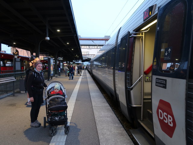 Sabine und Nils in der Odense Banegård, 13 m (18. Mai)
