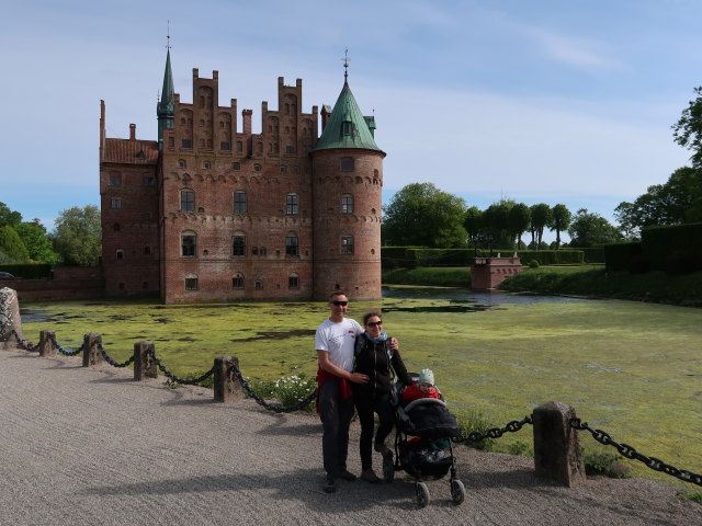 Ich, Sabine und Nils beim Egeskov Slot in Kværndrup (19. Mai)