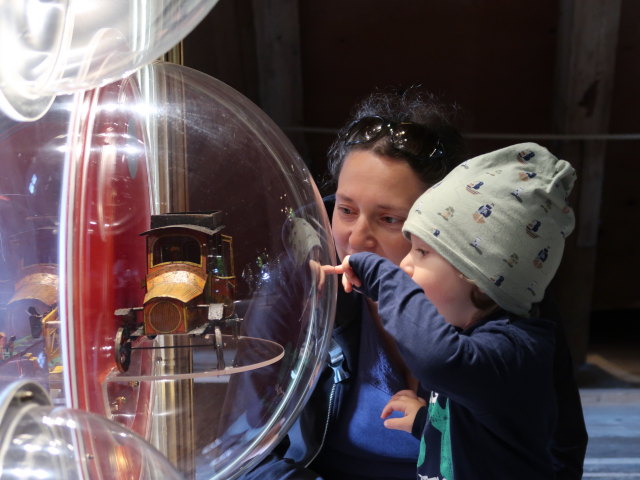 Sabine und Nils im Egeskov Slot in Kværndrup (19. Mai)