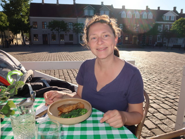 Sabine im Restaurant Grønttorvet in Odense (19. Mai)