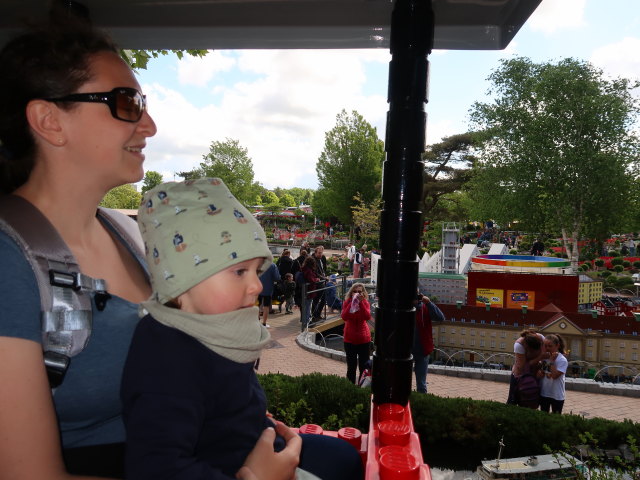 Sabine und Nils im LEGO Tog im Legoland Billund Resort (26. Mai)