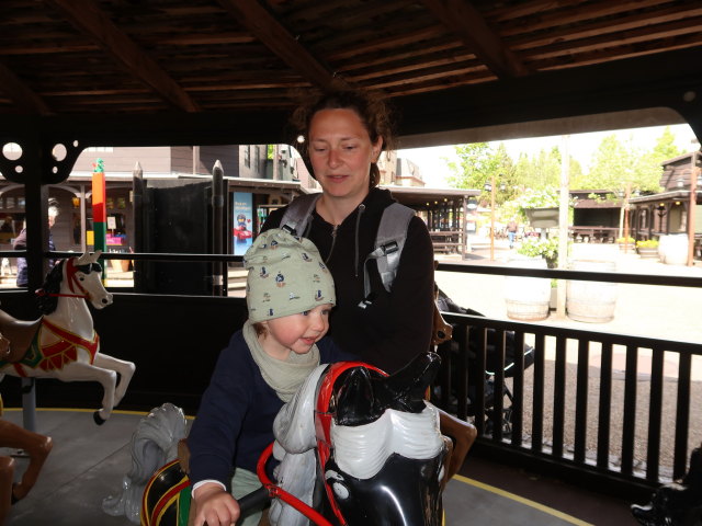 Nils und Sabine im Western Ride im Legoland Billund Resort (26. Mai)