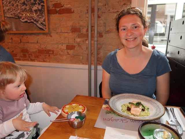 Nils und Sabine im Skagen Fiskerestaurant in Kolding (27. Mai)