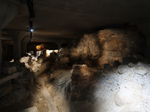 Ruinerne in Det Kongelige Festkøkken in Christiansborg Slot in København (30. Mai)