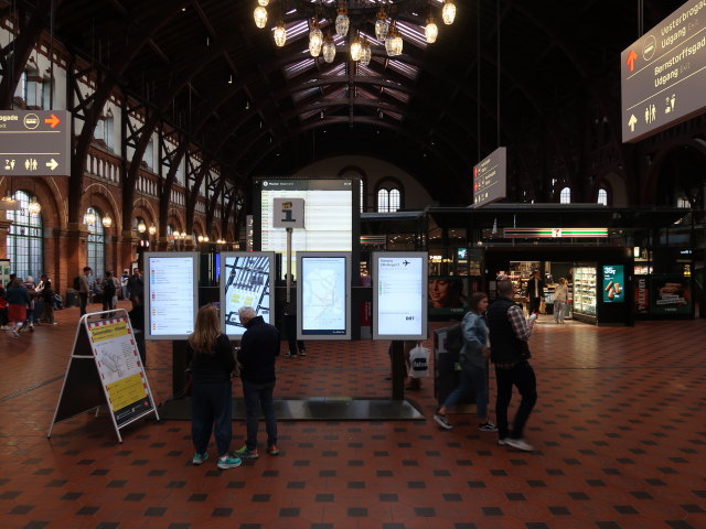 Københavns Hovedbanegård, 3 m (31. Mai)