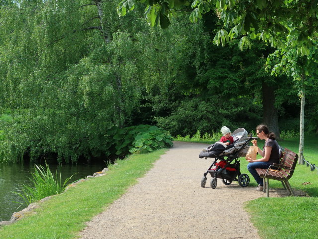 Nils und Sabine im Frederiksborg Haven in Hillerød (1. Juni)