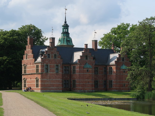 Frederiksborg Badstueslottet in Hillerød (1. Juni)