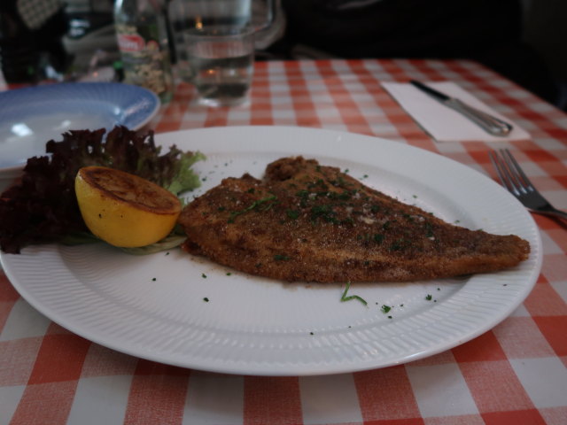 Frk. Barners Kælder in København (1. Juni)