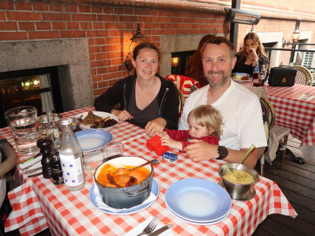 Sabine, Nils und ich im Frk. Barners Kælder in København (1. Juni)