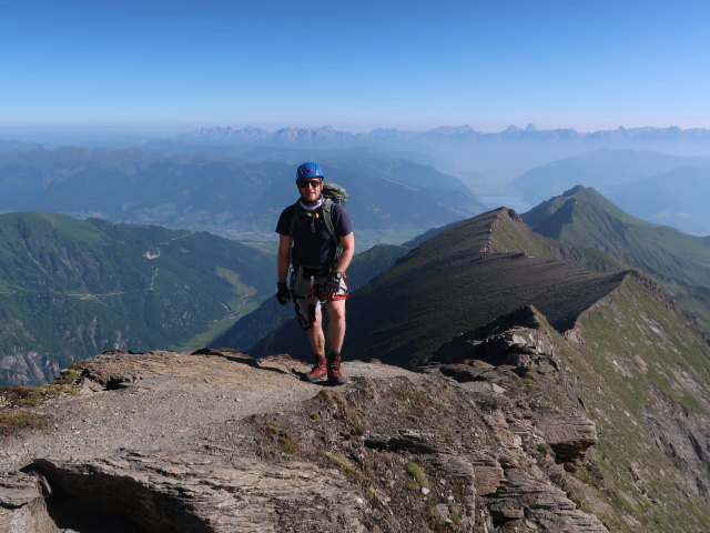 Christian am Gleiwitzer Höhenweg zwischen Oberer Jägerscharte und Kempsenkopf (22. Juni)