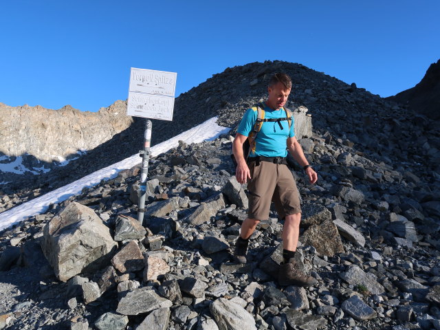Aaron zwischen Kaunergrathütte und Verpeilspitze-Normalweg (29. Juni)