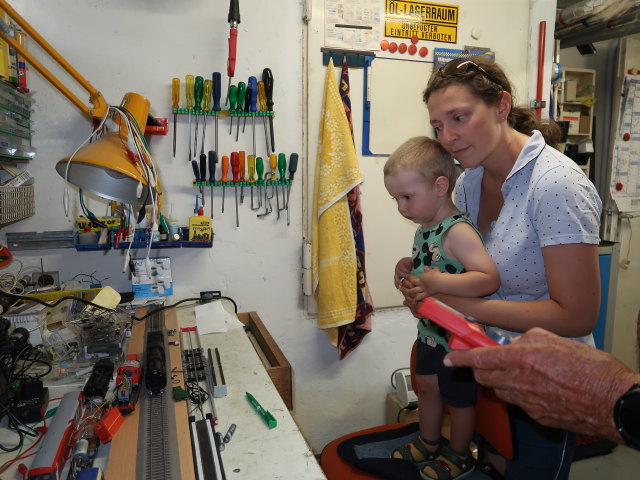 Nils und Sabine im Haus meiner Eltern