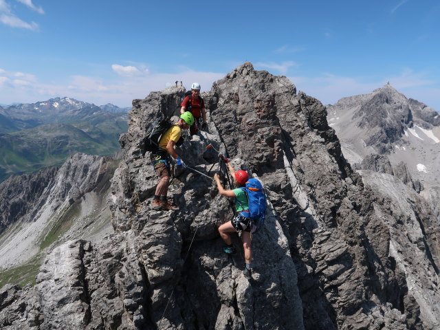 Arlberger Klettersteig: Angela zwischen Weißschrofenspitze und Lisunspitze (19. Juli)