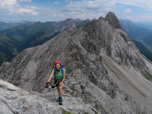 Arlberger Klettersteig: Angela zwischen Lisunspitze und Lorfekopf (19. Juli)