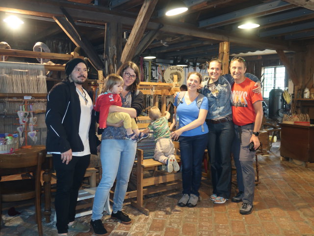 Manuel, Ella, Hannelore, Nils, Sabine, Ursa und ich im lebendigen Museum