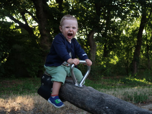 Nils am Spielplatz Neusüßenbrunn (16. Juli)