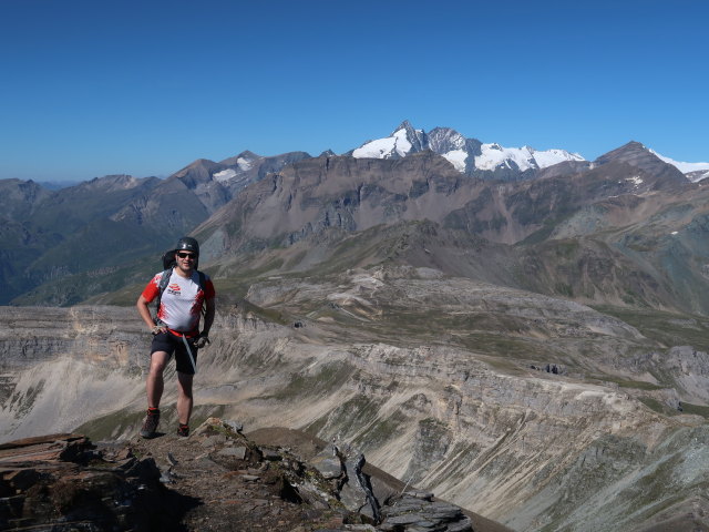 Ronald am Klagenfurter Jubiläumsweg zwischen Weißenbachscharte und Hinterem Modereck (8. Aug.)