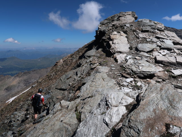 Ronald am Klagenfurter Jubiläumsweg zwischen Otto-Umlauft-Biwakschachtel und Arlthöhe (8. Aug.)