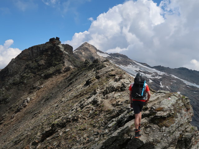 Ronald zwischen Herzog-Ernst-Spitze und Schareck (9. Aug.)