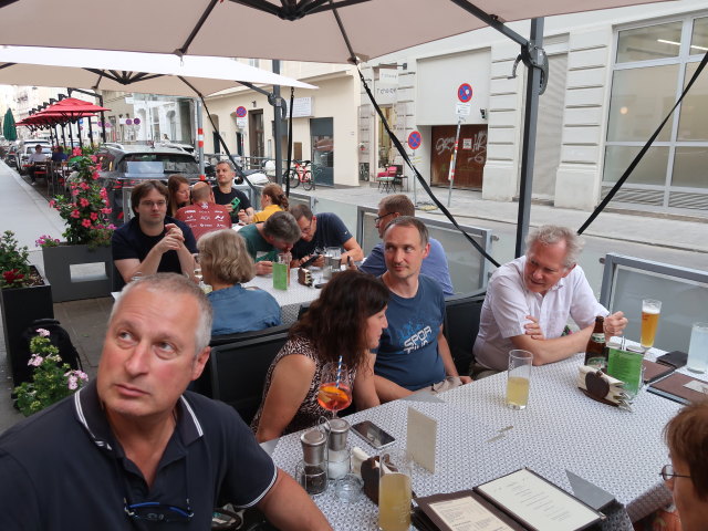 Erich, Melanie, Werner und Günther im Jonathan & Sieglinde