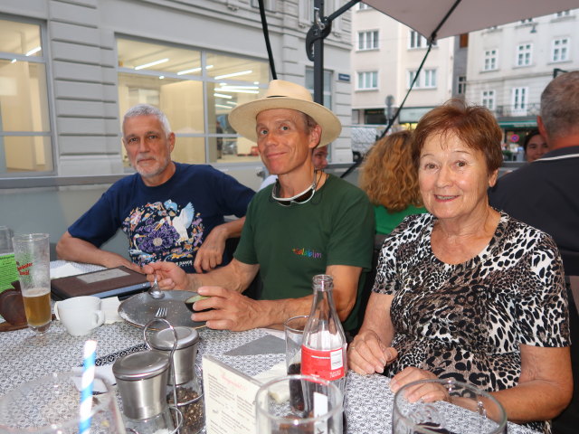 Josef, Paulus und Edith im Jonathan & Sieglinde