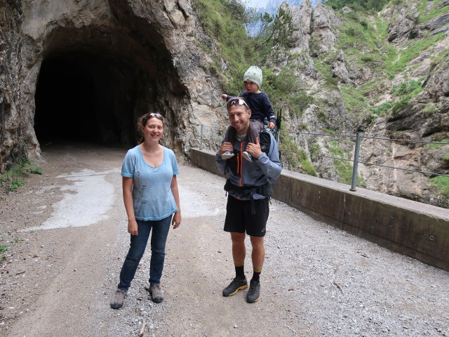 Sabine, Christoph und Nils im Kaisertal zwischen Trockenem Bachl und Klaushütte (23. Aug.)