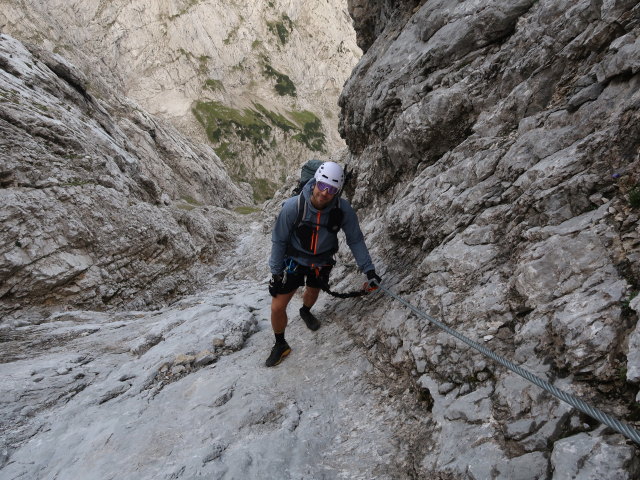 Kaiserschützen-Klettersteig: Christoph zwischen Abzweigung Kleine Halt und Steigbuch (24. Aug.)