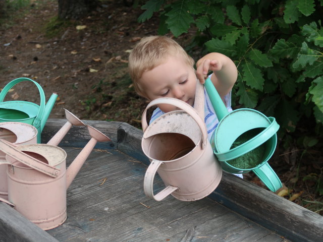 Nils im Abenteuergarten