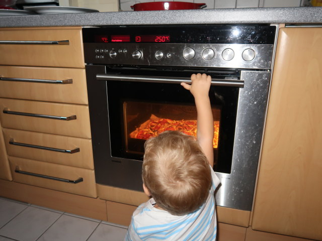 Nils in unserer Wohnung