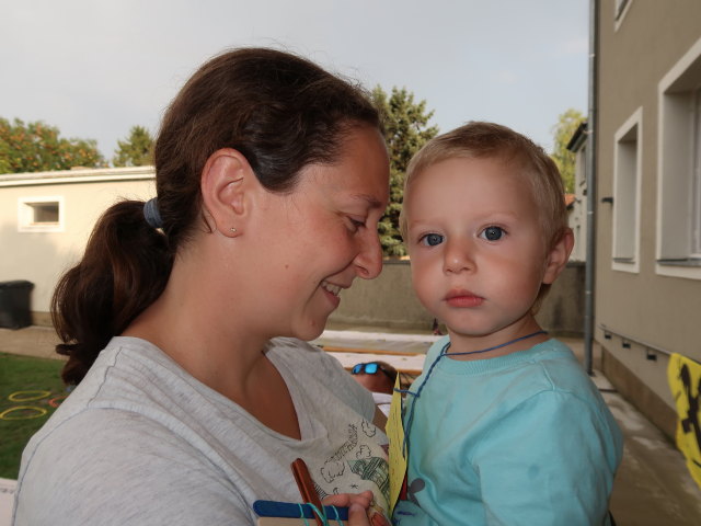 Sabine und Nils in der Pfarre Süßenbrunn