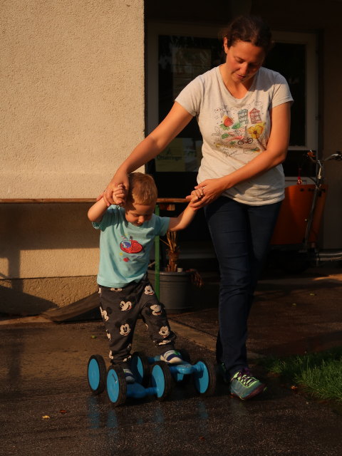 Nils und Sabine in der Pfarre Süßenbrunn