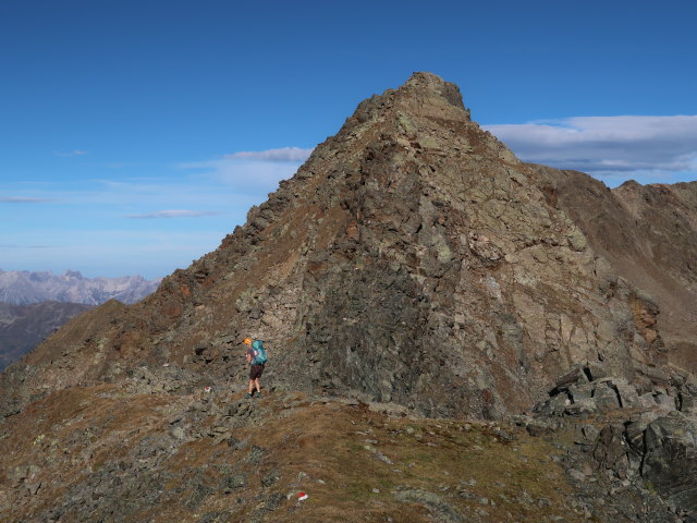 Evelyn am Ludwigsburger Grat zwischen Schafhimmel und Kreuzjöchlspitze (21. Sep.)