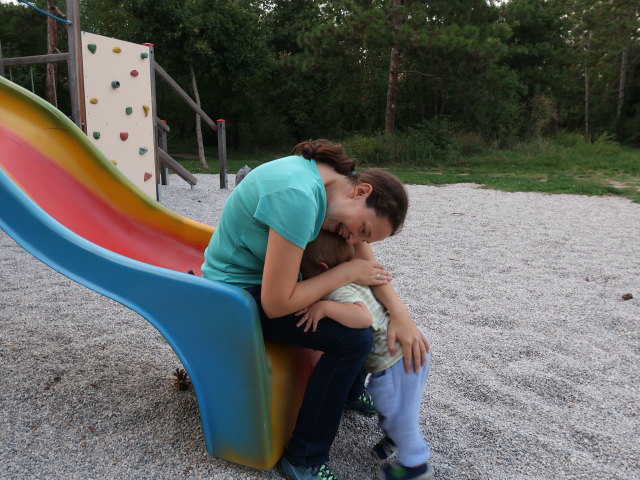 Sabine und Nils am Waldspielplatz Hirtenberg
