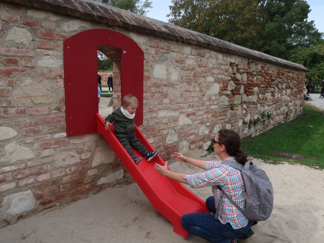 Nils und Sabine am Abenteuerspielplatz